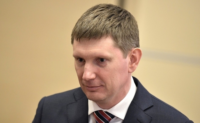 «Не дайте Курентзису уехать»: губернатор посетил фестиваль в новой футболке