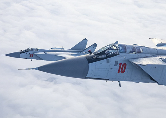 Экипажи МиГ-31 авиаполков ЦВО выполнили около 40 дозаправок в первые дни учения под Челябинском